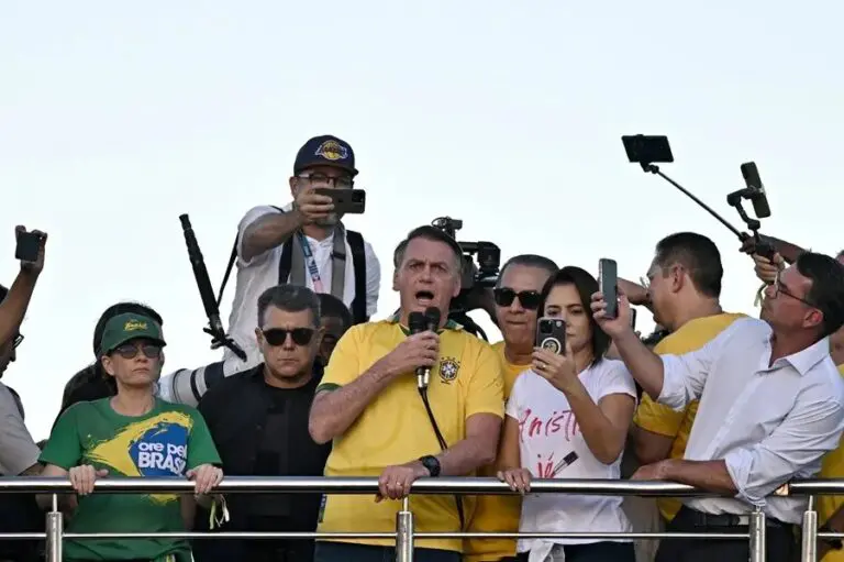 Bolsonaro and the Brazilian far right mobilize calling for amnesty for those imprisoned over the January 2023 attempted coup.Photo:EFE.
