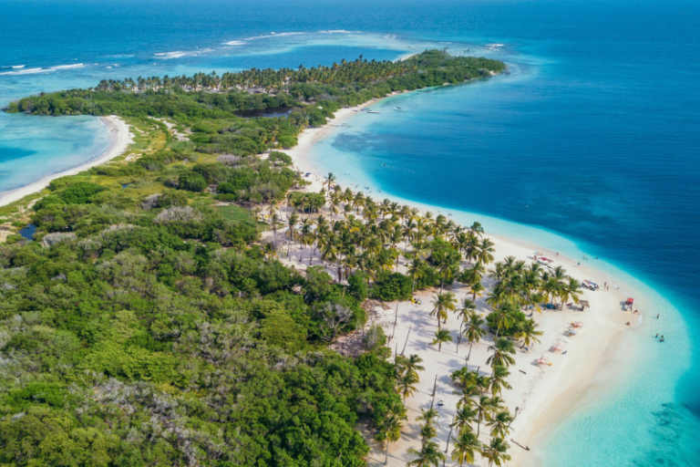 Venezuelan nanotechnology marine cleanup: Scientists apply solar-activated nanoparticles to degrade hydrocarbons in coastal waters