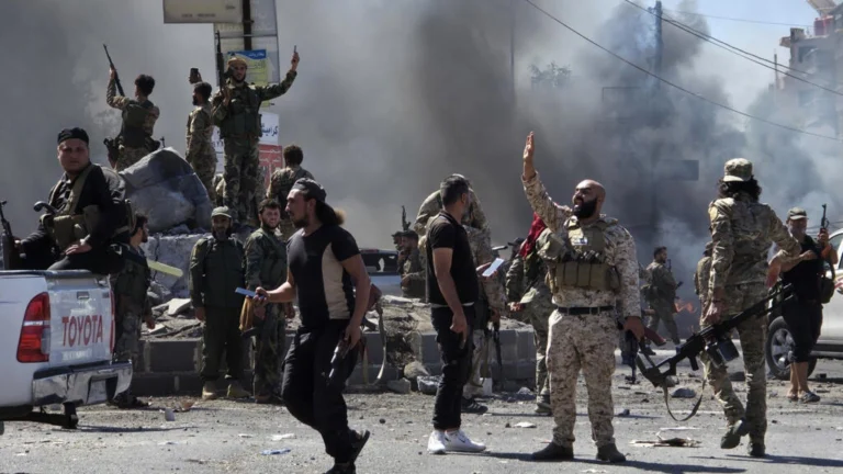 Syria Sweida violence under ceasefire displaces thousands and deepens humanitarian crisis.