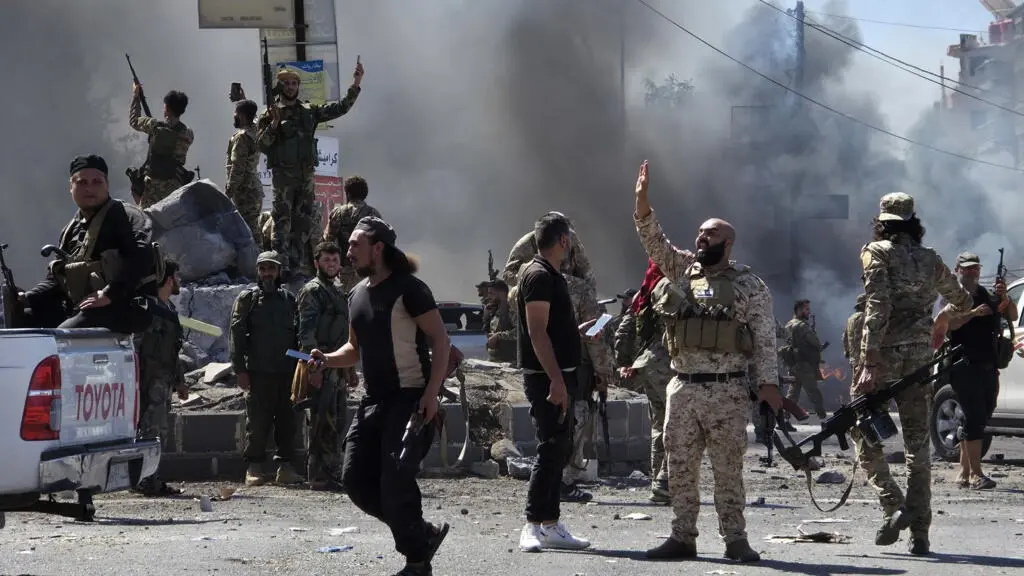 Syria Sweida violence under ceasefire displaces thousands and deepens humanitarian crisis.
