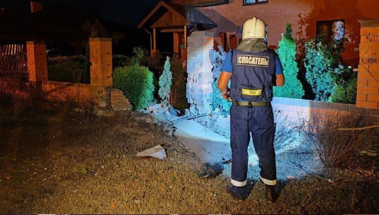 Belgorod emergency responder at the site of a Ukrainian drone explosion, July 16, 2025. Photo: Telegram / Viacheslav Gladkov