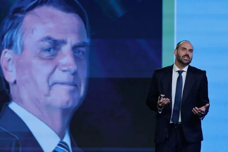 Brazil accuses Eduardo Bolsonaro of sparking U.S. trade war with 50% tariffs.Photo:EFE.
