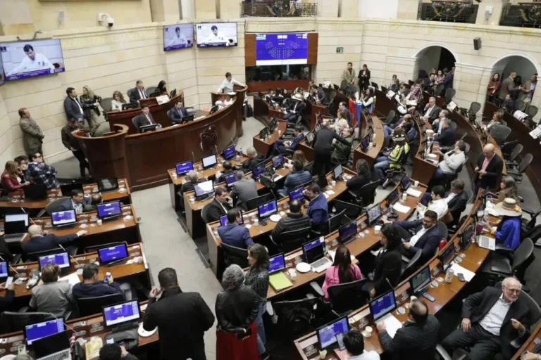 Colombian congress members urge US House to sanction lawmakers accused of meddling in internal affairs.Photo:EFE.