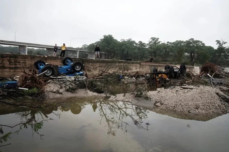 Heartbreaking scenes in Texas: Trump faces devastation from worst rainfall ever seen.Photo:EFE.