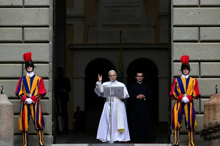 After deadly attack on Holy Family church, Pope Leo XIV calls to end Gaza violence.Photo:EFE.