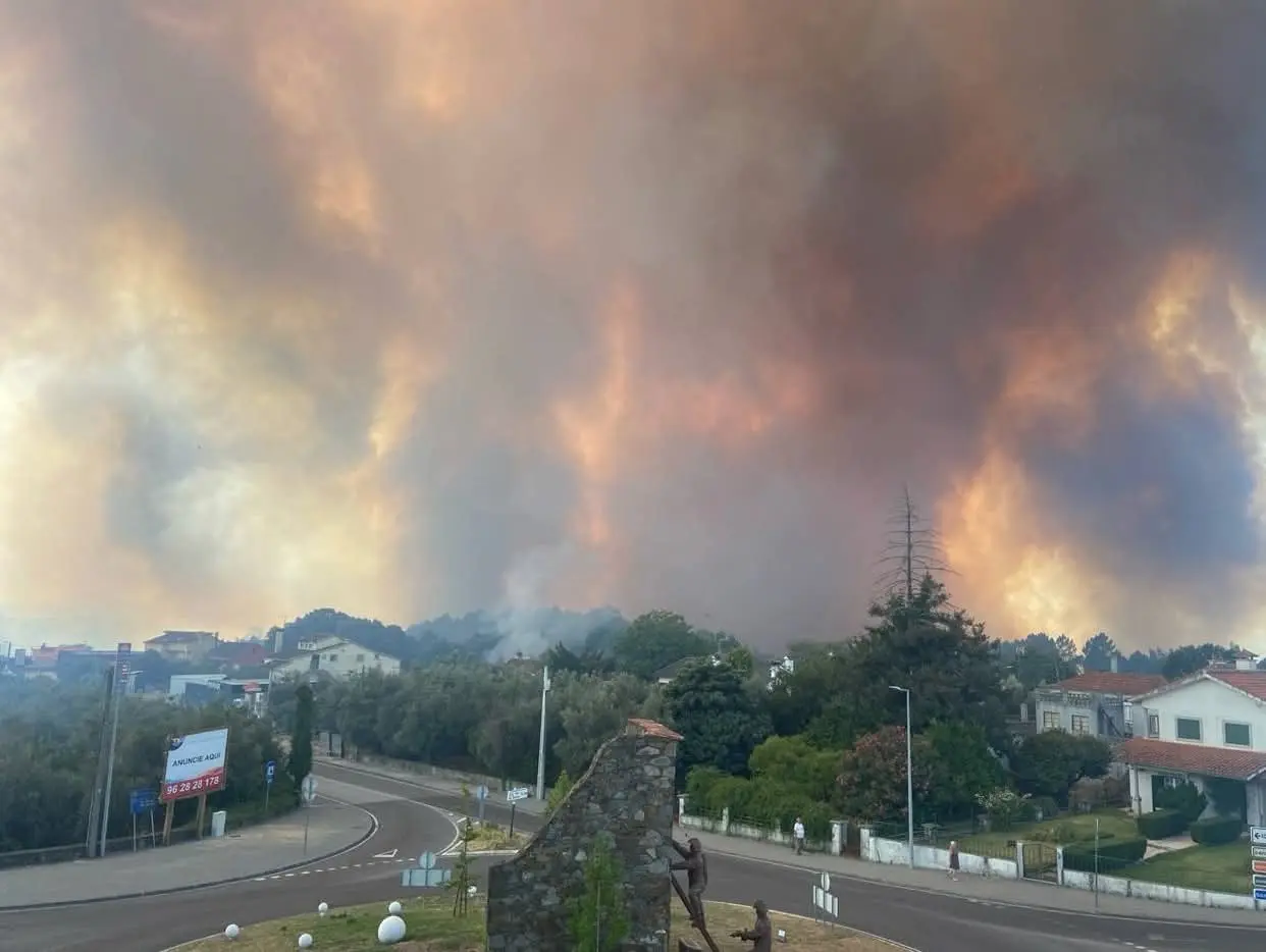 Portugal: Five Villages Evacuated by Fires in Pedrógão Grande, Center East
