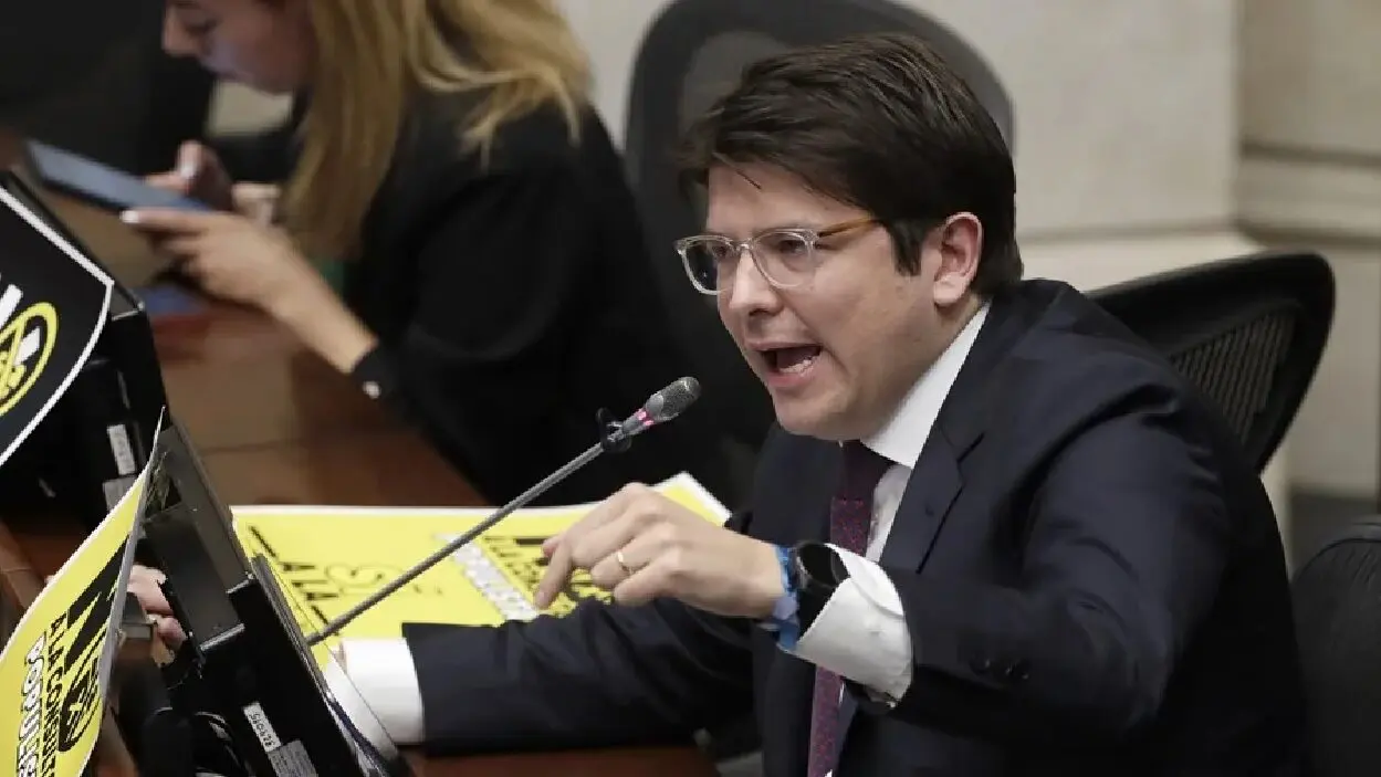 (FILE) Right-wing Senator Miguel Uribe Turbay. Photo: EFE.