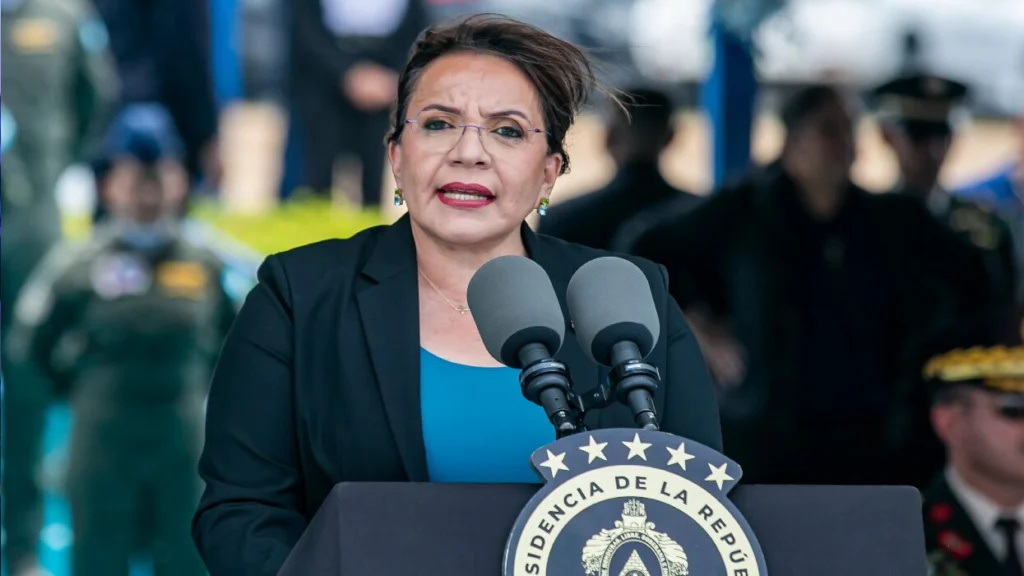 (FILE) President of Honduras Xiomara Castro. Photo: EFE.