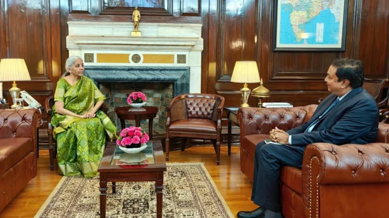 India's Minister of Finance, Nirmala Sitharaman, and Dr. Rajiv Ranjan, Vice President of the New Development Bank. Photo: X/ @nsitharaman