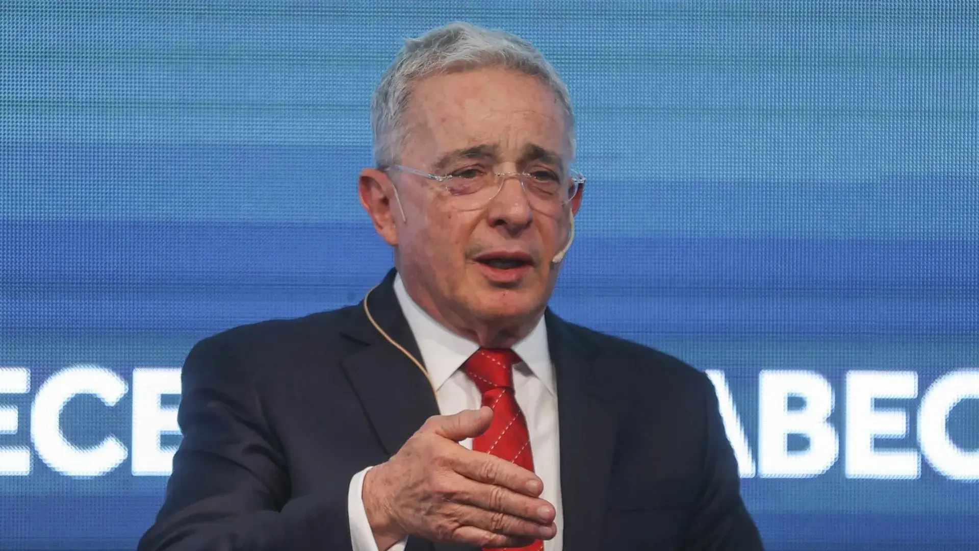(FILE) Former Colombian President Alvaro Uribe Velez. Photo: EFE.