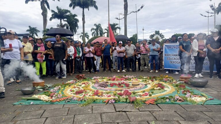 Several Indigenous organizations and communities in Sucumbíos are holding a peaceful March for Dignity and Life through the streets of Nueva Loja during the national strike. Photo: CONAIE.