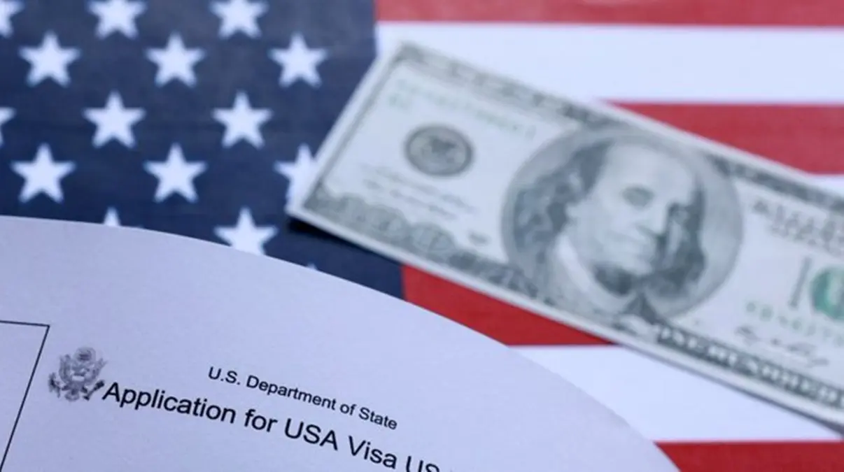 U.S. Commerce Chamber Files Lawsuit Over $100,000 on H-1B Visa Petitions