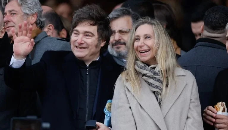 (FILE) Argentina's President Javier Milei, his sister and Presidential General Secretary, Karina Milei. Photo: EFE.