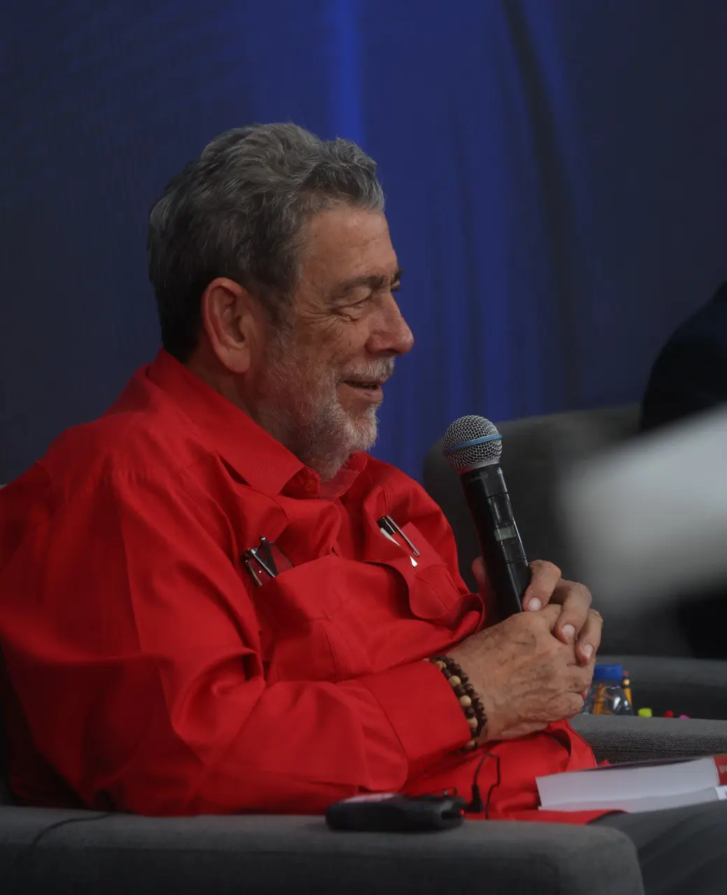 Saint Vincent and the Grenadines demands that the U.S. engage in unconditional dialogue with Cuba and Venezuela