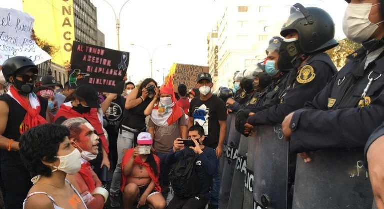 Press freedom in Peru under threat amid protests and attacks on journalists.