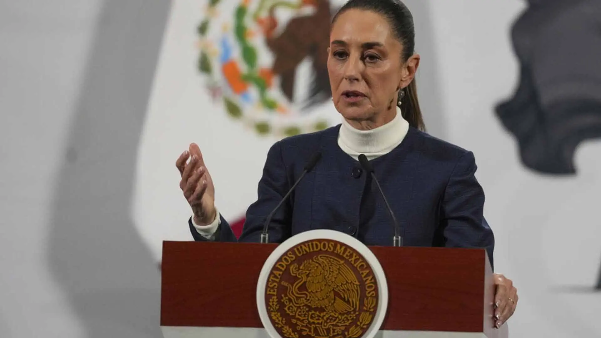 Peruvian parliament declares Mexico’s president “persona non grata”