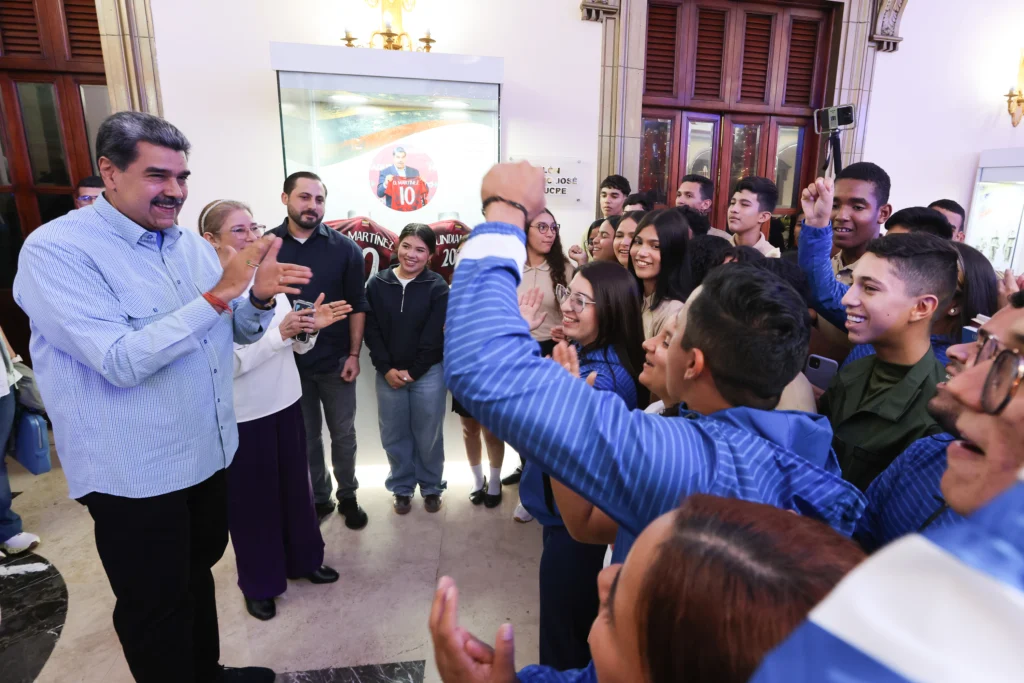 President Maduro Celebrates Success of the Fourth National Popular Consultation