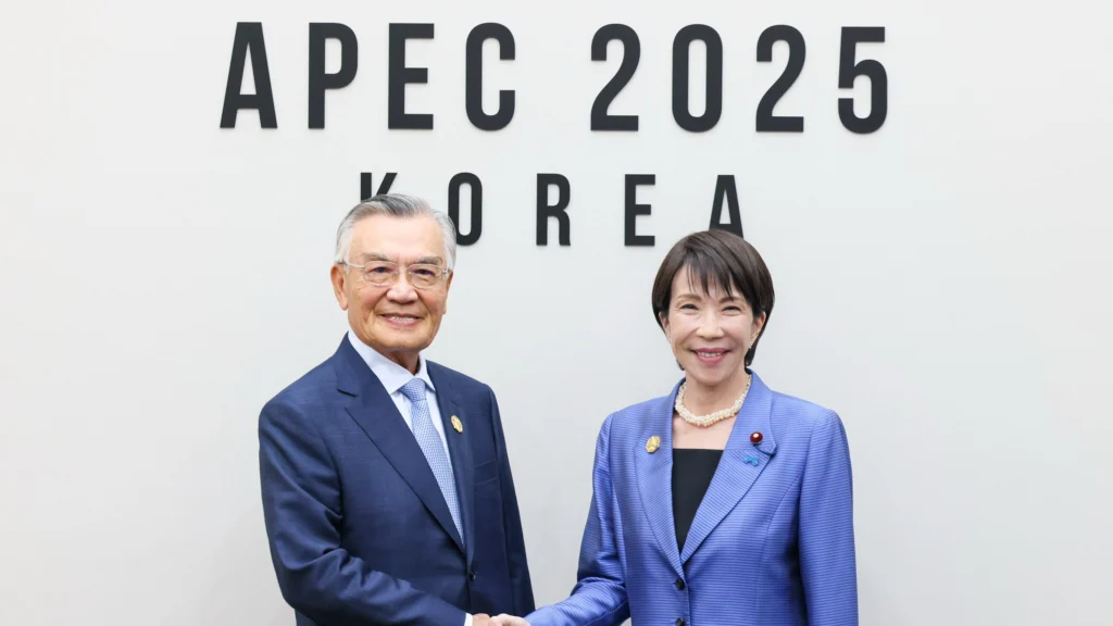 On November 1, Prime Minister Sanae Takaichi met with Lin Xinyi, who is attended the APEC summit as a representative of Taiwan. Photo: X/ @takaichi_sanae