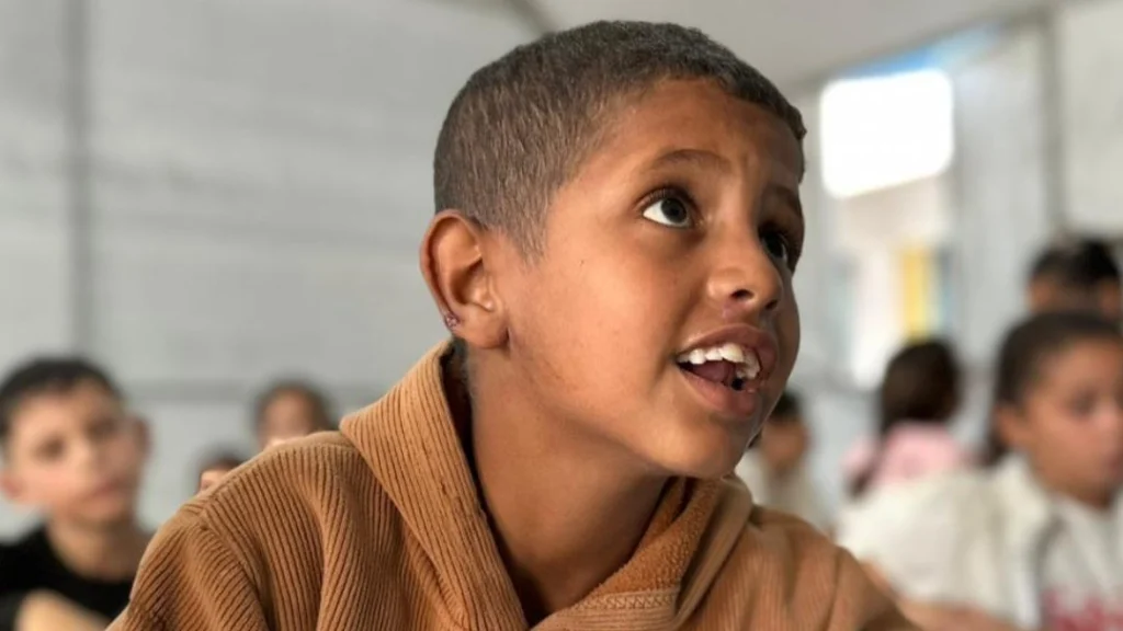 In the Gaza Strip, even in times of uncertainty, the children are eager to get back to learning. Photo: UNRWA.