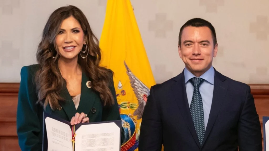 (FILE) U.S. Secretary of Homeland Security alongside Ecuadorian President Daniel Noboa. Photo: @Sec_Noem