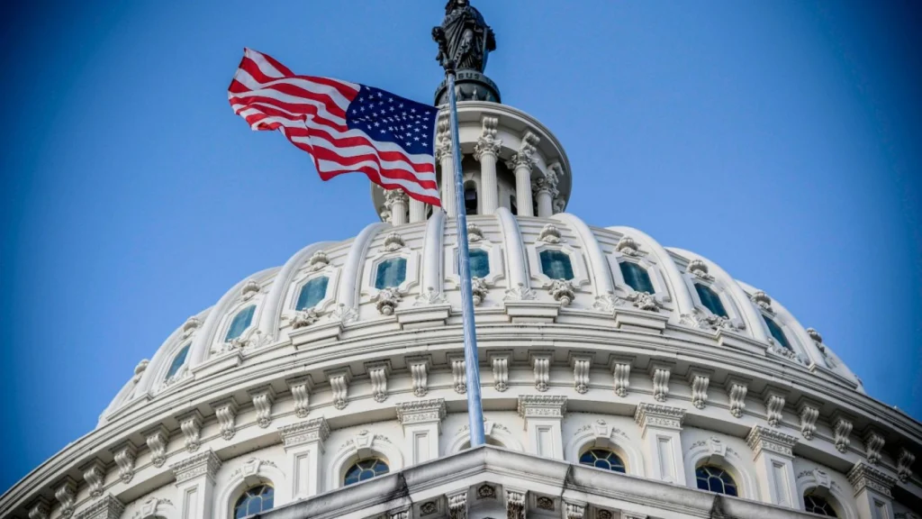 A bipartisan curb on Trump’s war powers faces steep odds. What that means for U.S. policy toward Venezuela, regional sovereignty, and the risk of escalation.