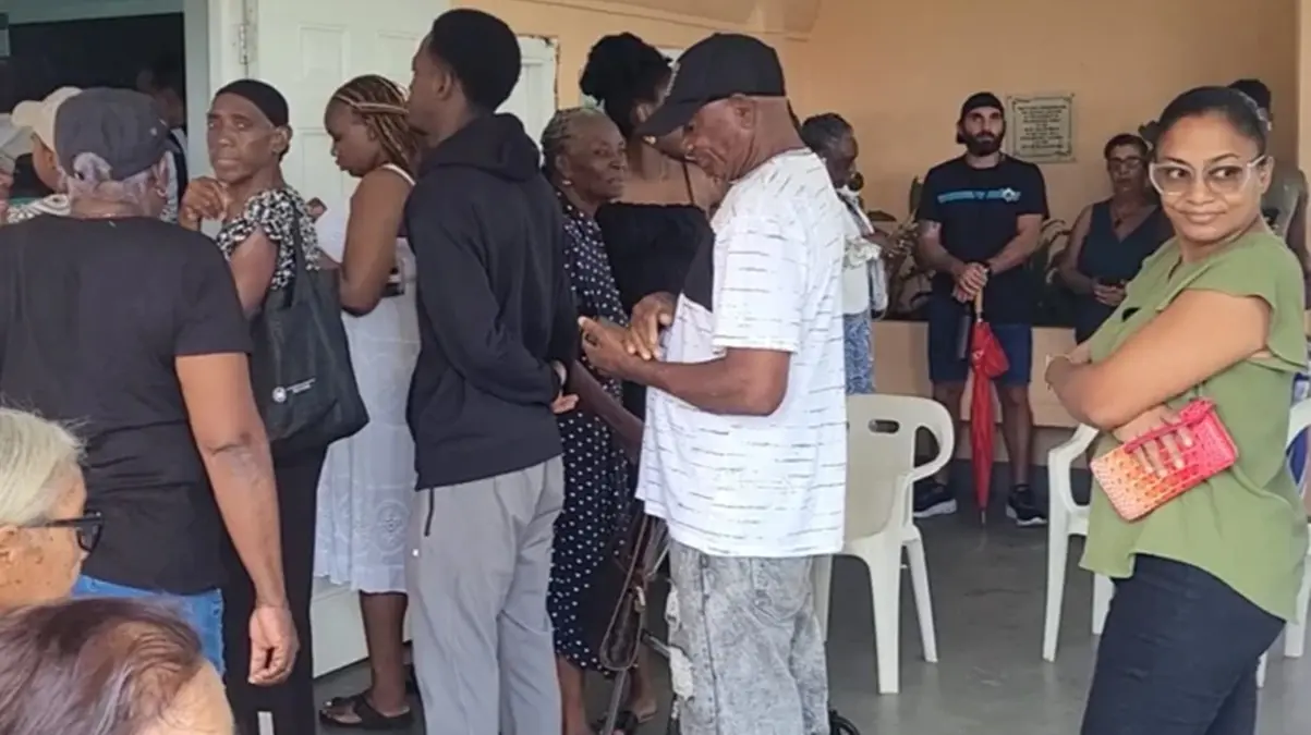 St. Vincent and the Grenadines Votes in Tight Race