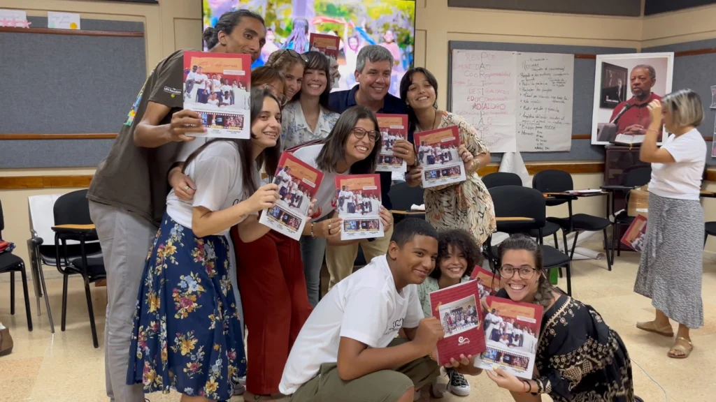 1. From classrooms to cameras, Cuban teens lead storytelling workshops with Escaramujo