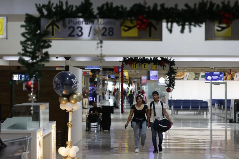 The Government of Venezuela activated a new plan to guarantee entry and exit from the country for own citizens. Photo: EFE.
