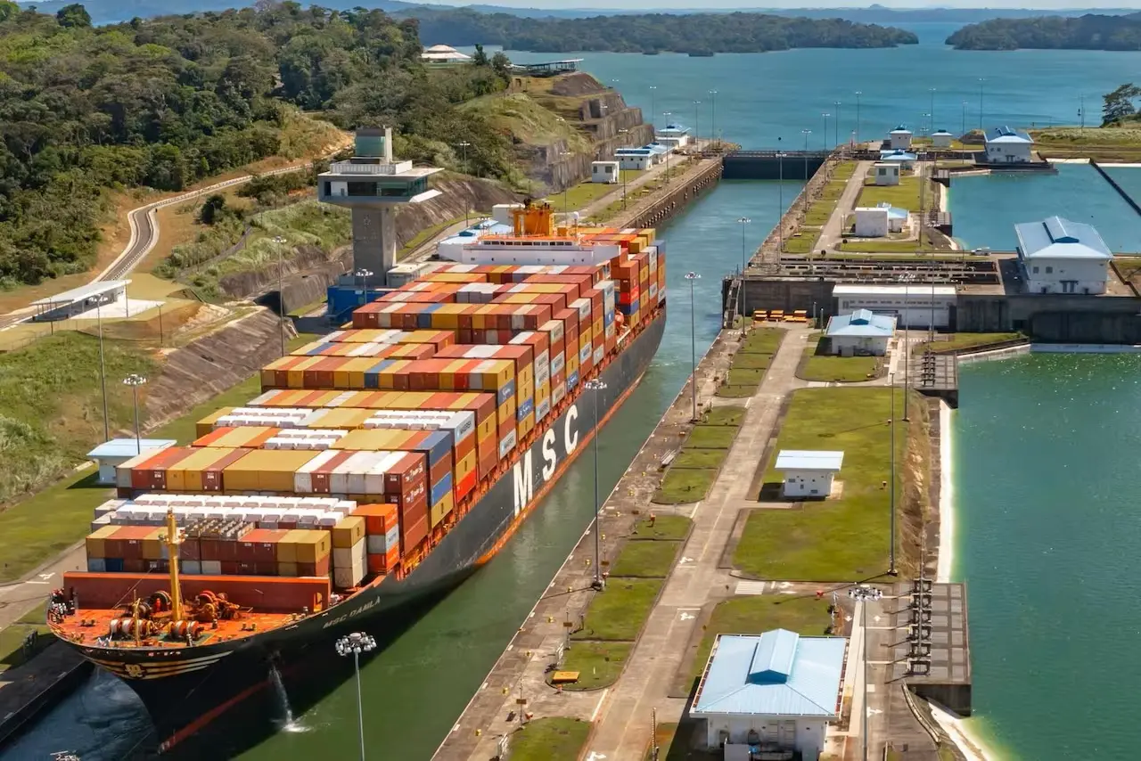 Panama: China Participates in the Bidding Process for New Ports