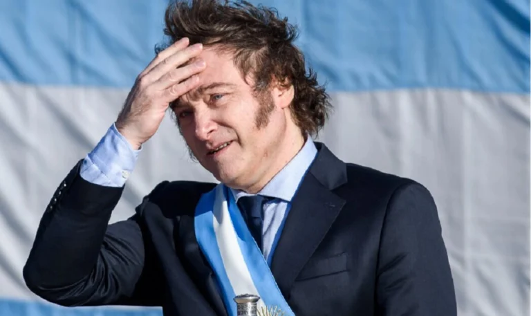 Glacier law rollback in Argentina threatens fragile Andean ecosystems amid U.S.-backed mining push