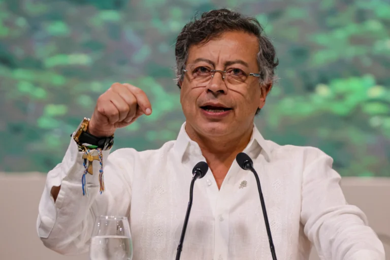 Petro Social Summit life revolution: Colombian President Gustavo Petro delivers historic speech calling for life-centered politics at Latin American Social Summit.