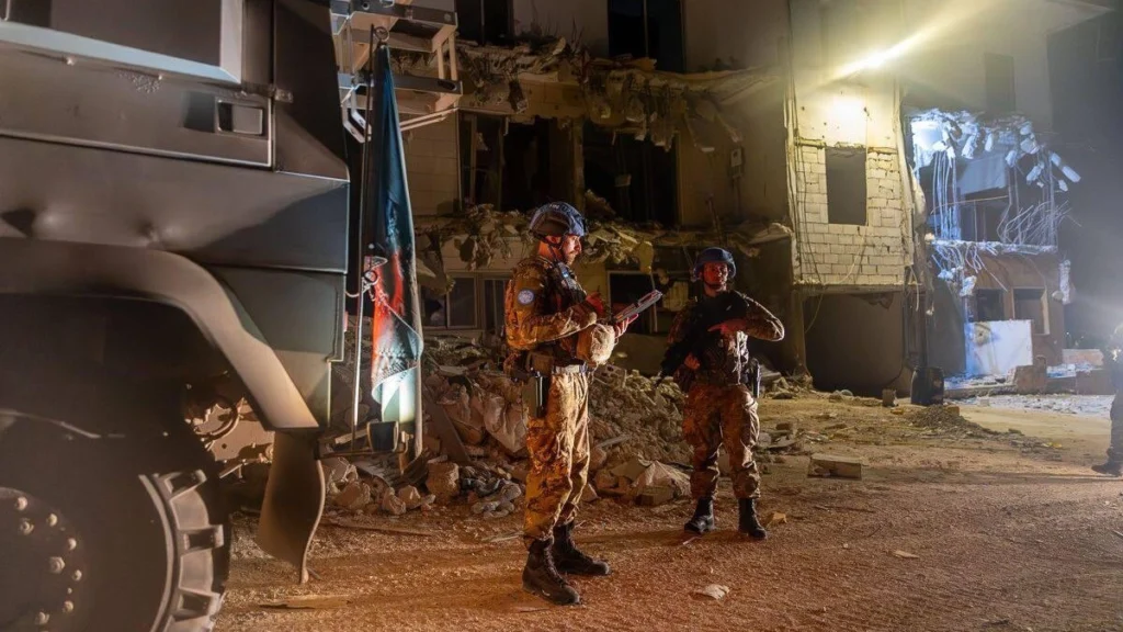 (FILE) Amid ceasefire fragility, UNIFIL units and Lebanese Armed Forces patrol the blue line. Photo: UNIFIL.