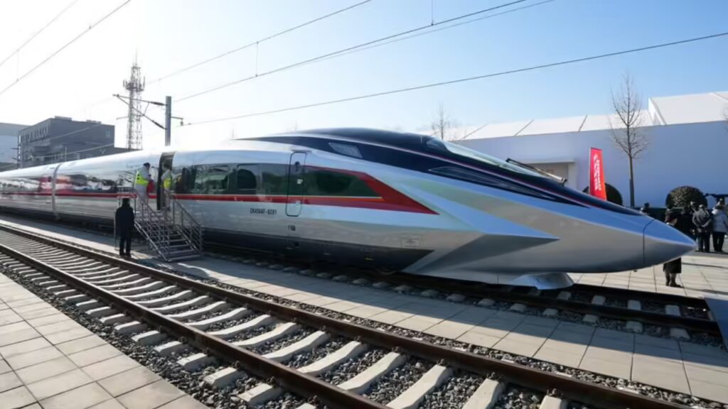 China high-speed rail expansion reaches 50,000 km with the launch of the Xi’an–Yan’an line and CR450 train, reinforcing global leadership in rail innovation.
