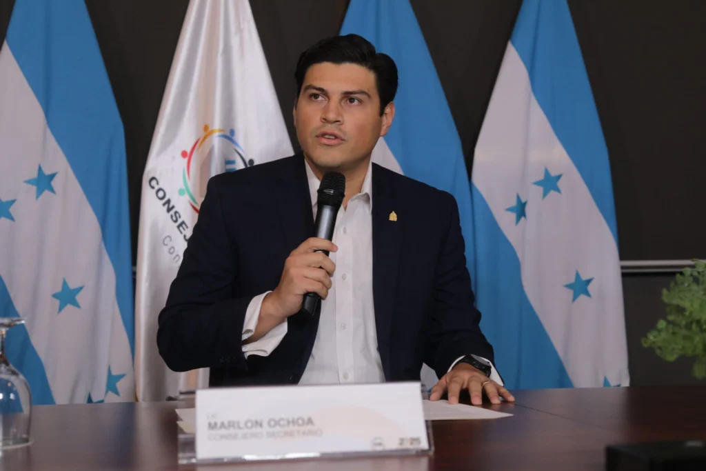 Honduras’ National Electoral Council Seeks to Officialize Election Results Without Completing the Count