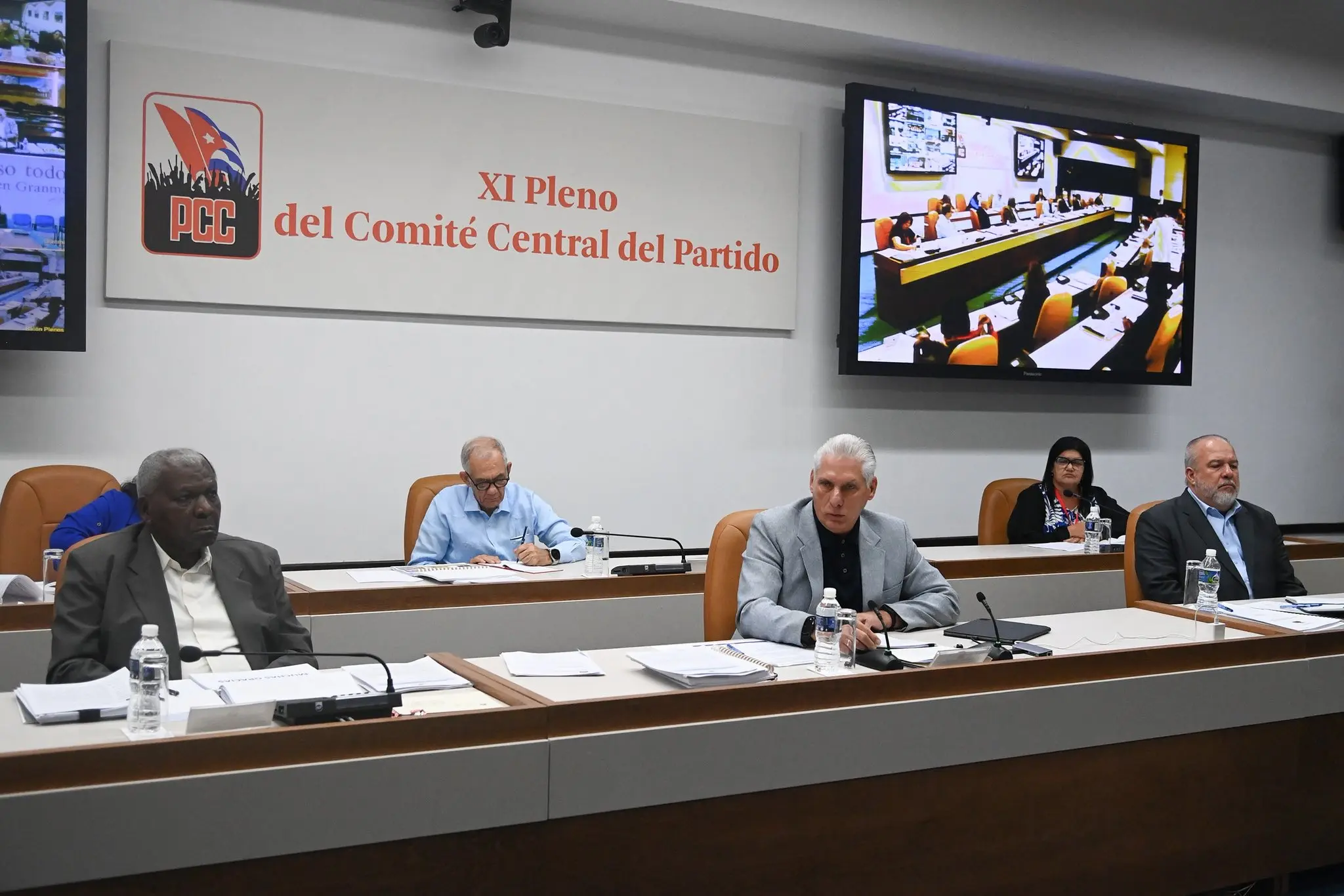 The Central Committee of the Communist Party of Cuba analyzed the damage and state of recovery in the provinces affected by Hurricane Melissa that struck the country last month. Photo: X/ @PresidenciaCuba.