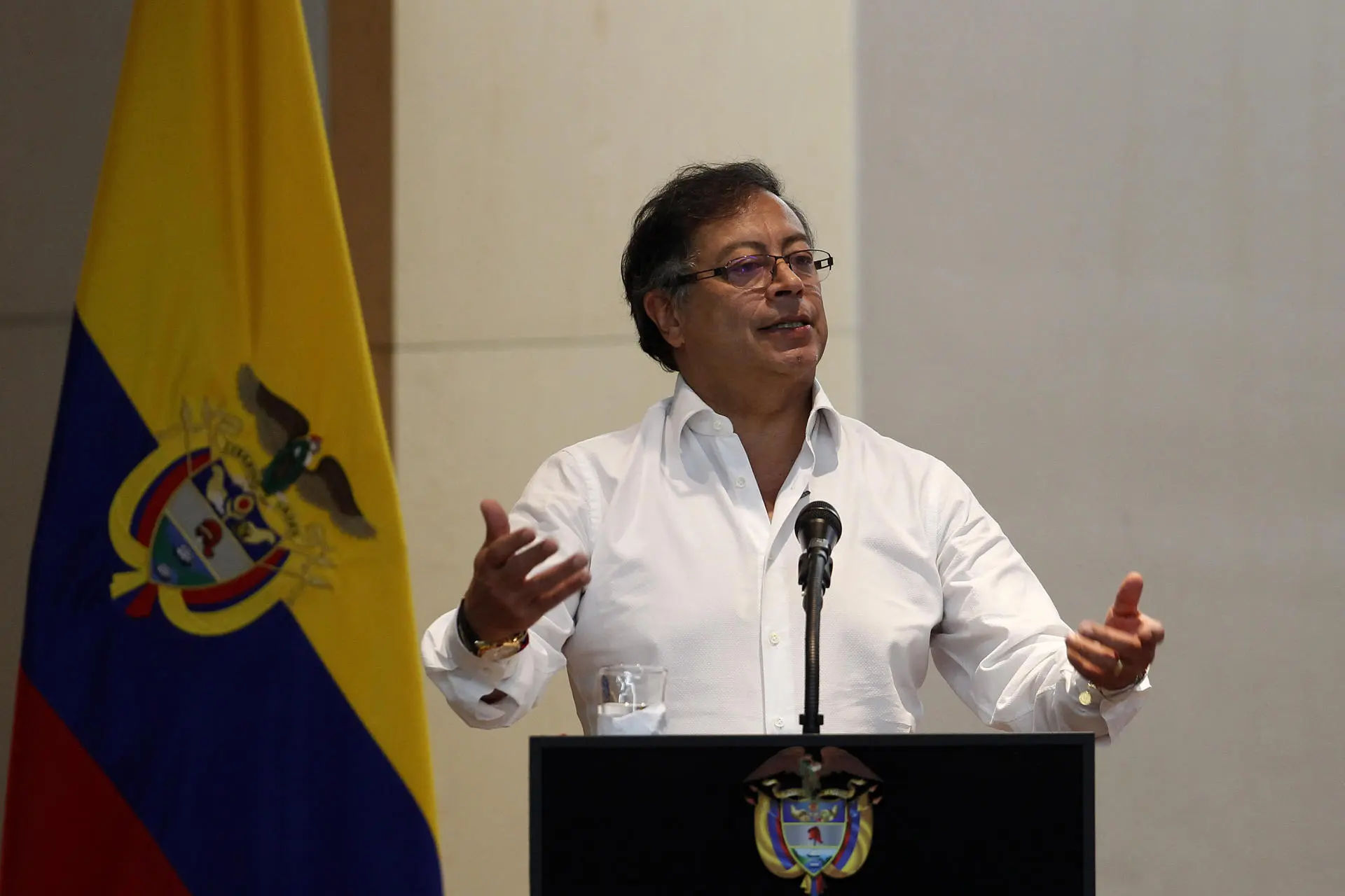 The minimum wage will increase by 23.7 percent in Colombia.