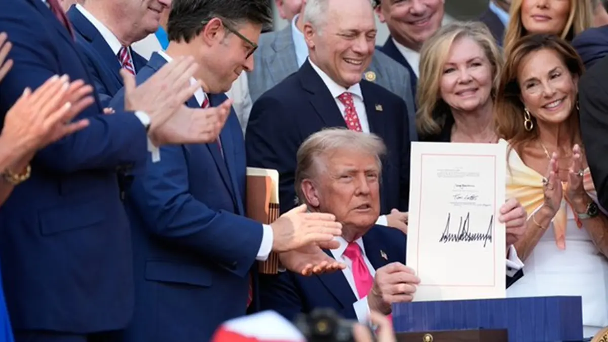 New U.S. Defense Bill Lifts Sanctions on Syria