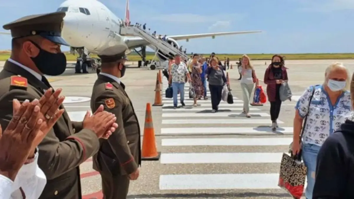 Venezuela Reports 2.8 Million International Tourists in First 10 Months of the Year