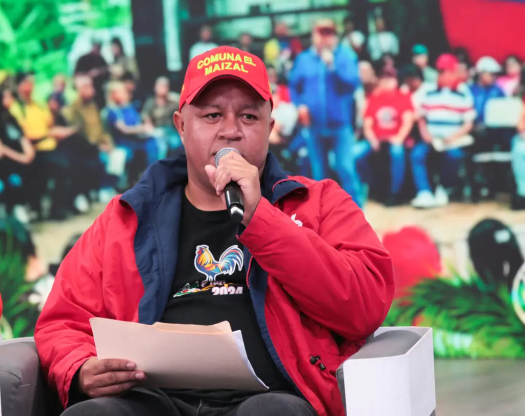 Minister Prado Reaffirms Commitment to Reaching the Goal of 6,000 Communes by 2026