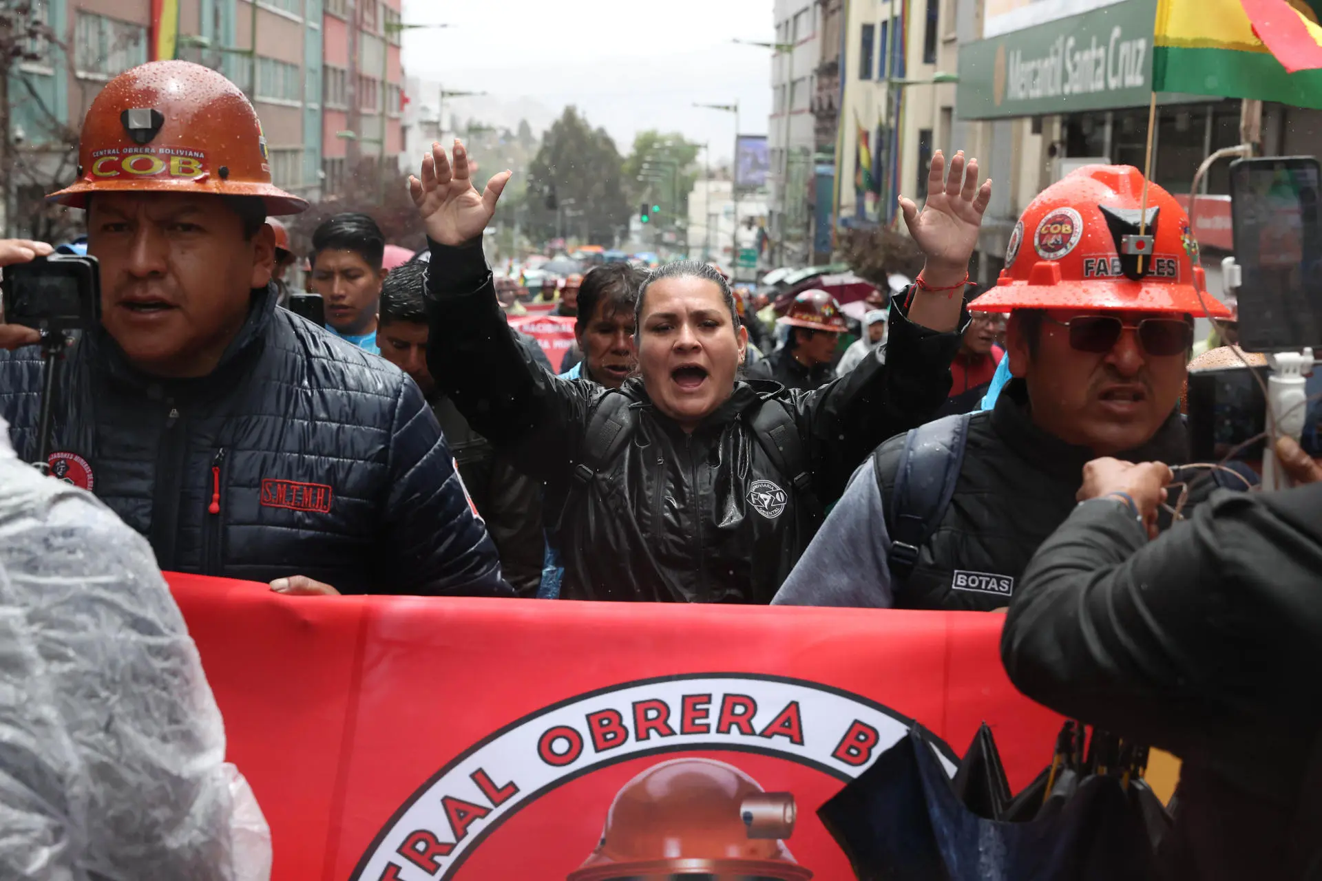 Bolivian Miners Participate in a General Strike Against the Paz’s Gasilinazo