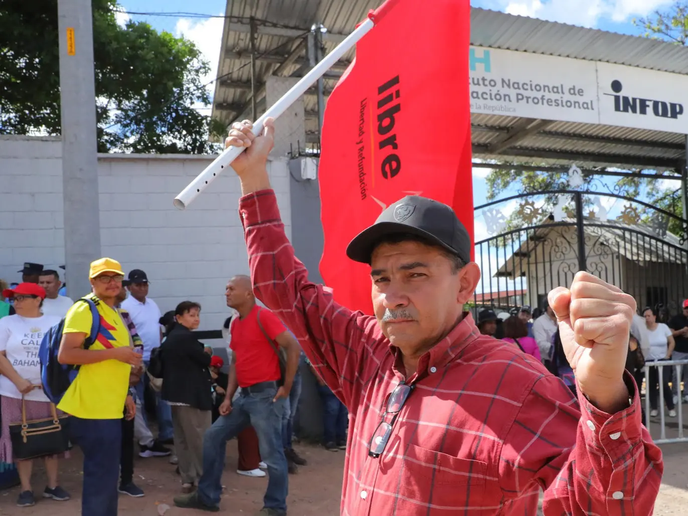 Electoral Coup in Honduras: Libre Party Urgently Calls for a Gathering at the Vote Counting Center