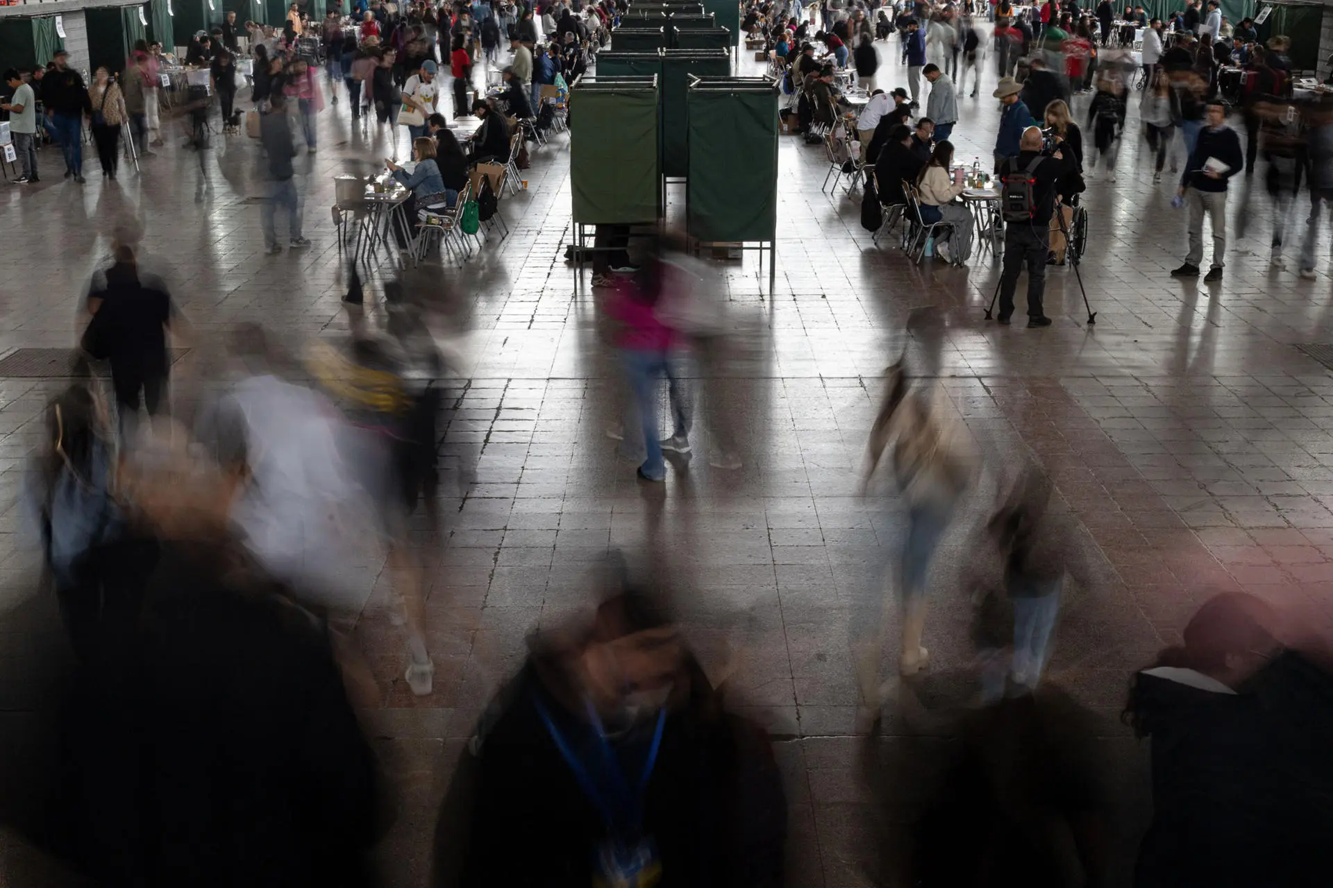 Chile’s Presidential Run-Off: Polling Stations Start Closing