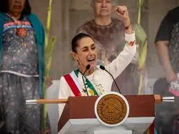 President Claudia Sheinbaum addresses a packed Zócalo in support of the Mexican Fourth Transformation.