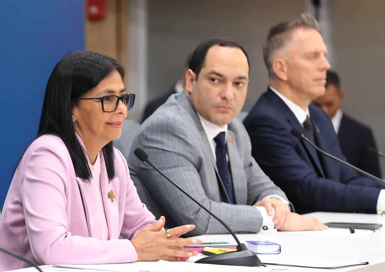 Rodríguez: “The Venezuelan people do not accept orders from any external factor”