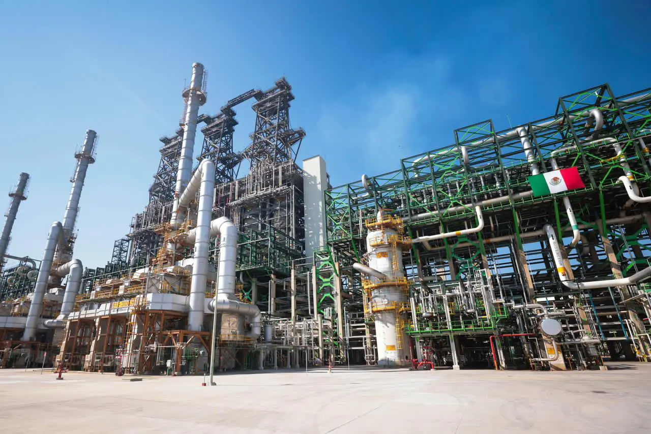 Mexico Refines 80% of the Gasoline It Consumes: Sheinbaum