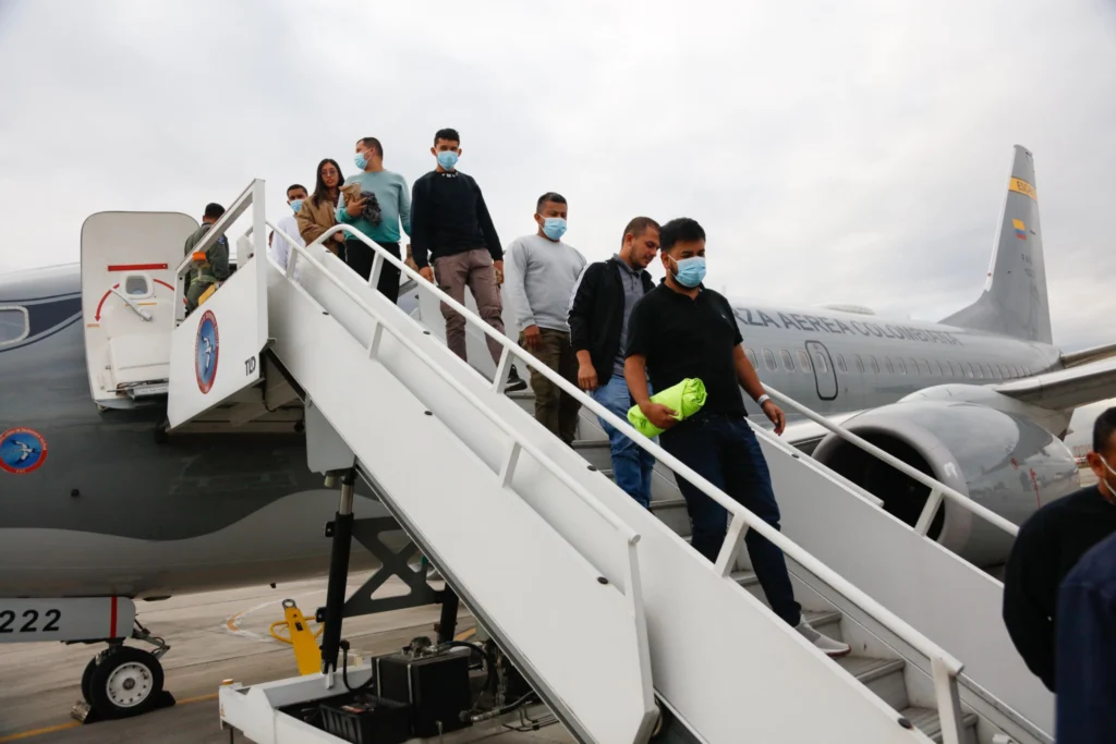 Colombia Resumes Repatriation Flights for Migrants in the United States