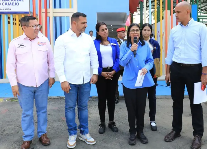 Delcy Rodríguez confronts imperialist narrative: “There is a government in power in Venezuela”