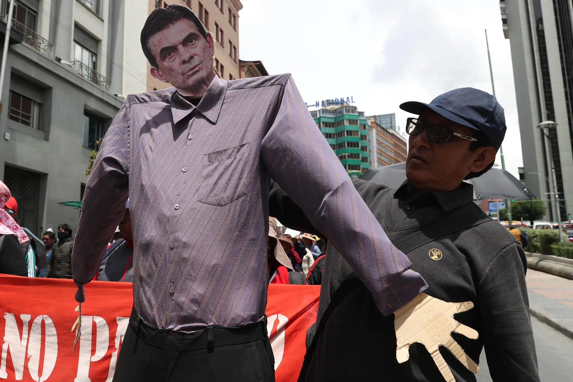 Bolivian Government Repeals Decree That Eliminated Gasoline Subsidies