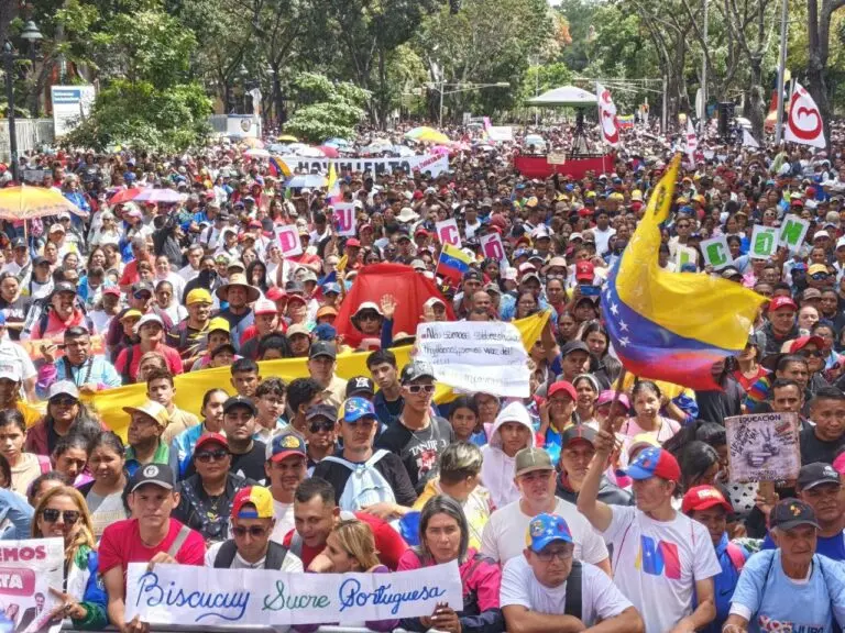 Venezuelan Teachers March in Caracas for the Release of President Maduro and Cilia Flores