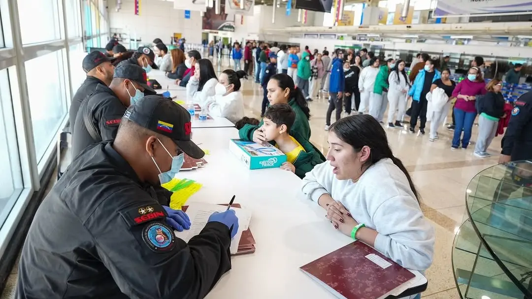 Venezuela Receives Over 300 Nationals Through “Return to the Homeland” Plan